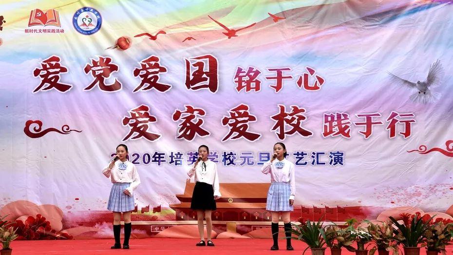 俄国家杜马国防委员会主席称运送战俘的伊尔-76运输机坠毁原因是被导弹击中
