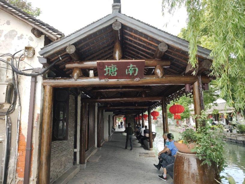 聚焦项目建设!西山区举行渝昆高铁西客站技术交流会
